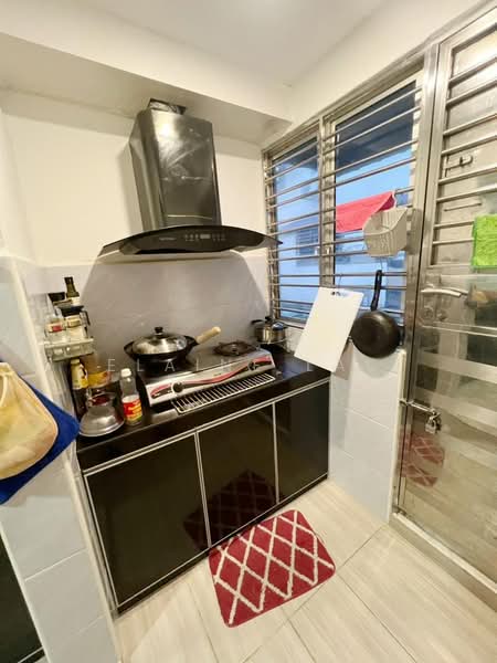 Rumah Teres 2 Tingkat untuk Dijual di Permas Jaya (Johor) - Elaine Lau - Kitchen - PropertyGuru.com.my