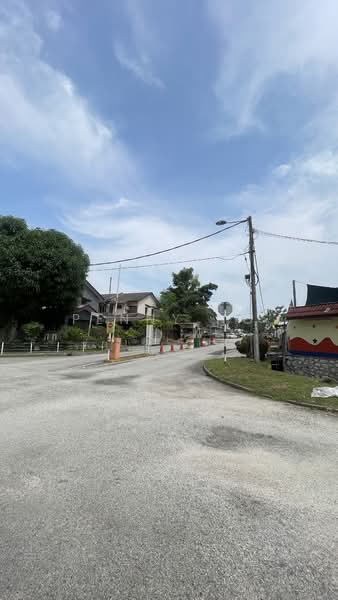 2-storey Terraced House for Sale in UEP Subang Jaya (Subang Jaya) - Penny Ng - Exterior - PropertyGuru.com.my