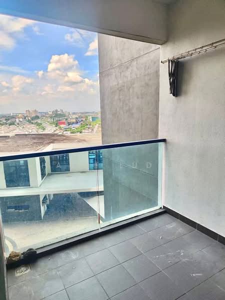 Servis Apartment untuk Disewa di Silk Sky - Hasif Ludin - Balcony - PropertyGuru.com.my