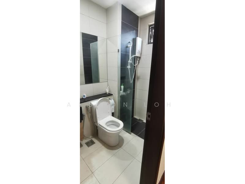 Kondominium untuk Dijual di Marinox Sky Villas - Alston Loh - Bathroom - PropertyGuru.com.my