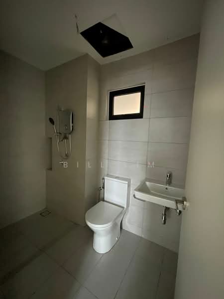 Servis Apartment untuk Disewa di Residensi Ava @ Kiara Bay - Bill Lim - Bathroom - PropertyGuru.com.my