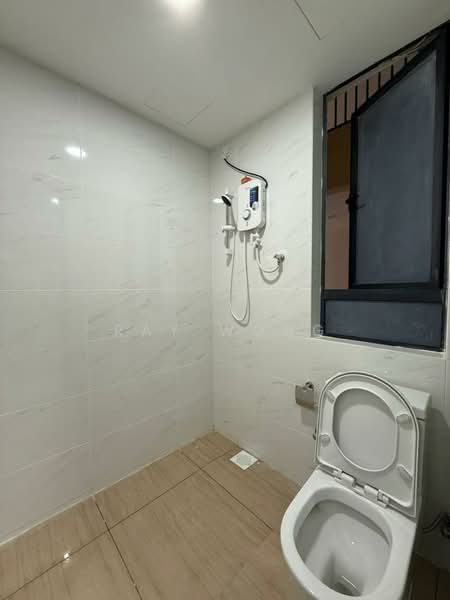 Service Residence for Rent at Country Garden Central Park - Ray Wong - Bathroom - PropertyGuru.com.my