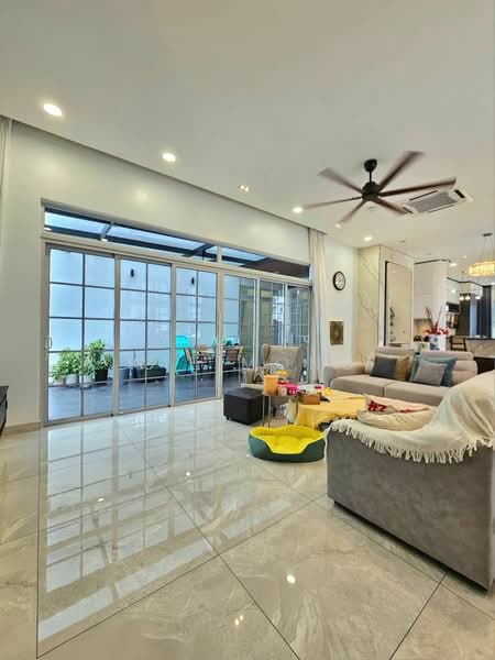 Rumah Banglo untuk Dijual di Taman Ekoflora (Johor Bahru) - Wil Mong - Living Room - PropertyGuru.com.my