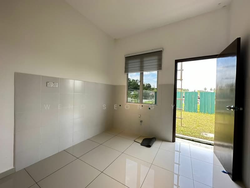 Rumah Teres 1 Tingkat untuk Dijual di Taman Belian (Pasir Panjang) - Weng Seong Yap - Kitchen - PropertyGuru.com.my