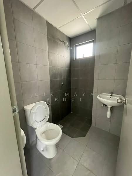 Service Residence for Sale at Flora Residency - Cik Maya Abdul - Bathroom - PropertyGuru.com.my