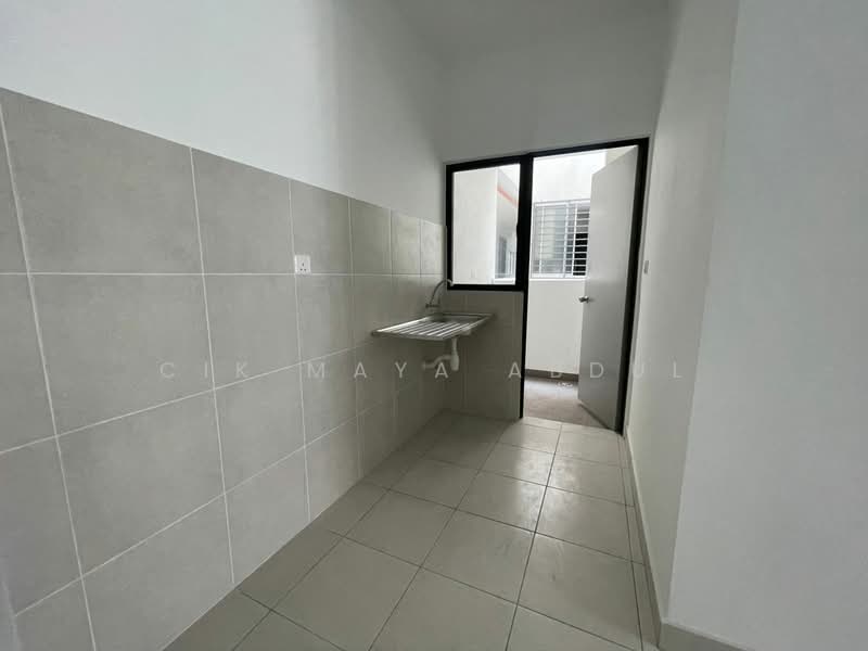 Service Residence for Sale at Flora Residency - Cik Maya Abdul - Kitchen - PropertyGuru.com.my