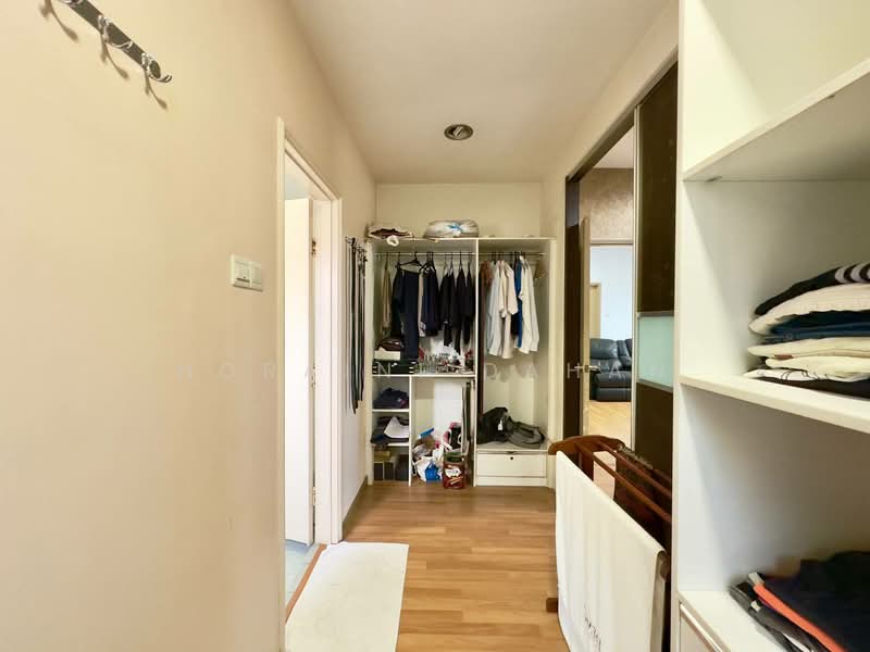 Semi-Detached House for Sale in Taman TTDI Jaya (Shah Alam) - Noraini Dahan - Corridor - PropertyGuru.com.my