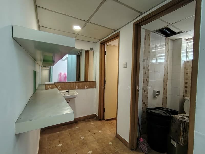 Shop / Office for Rent in Dataran Sunway (Kota Damansara) - Valerie Tang - Bathroom - PropertyGuru.com.my