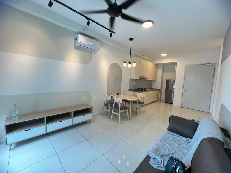 Servis Apartment untuk Disewa di The Glenz @ Glenmarie - Wei Kit - Living Room - PropertyGuru.com.my
