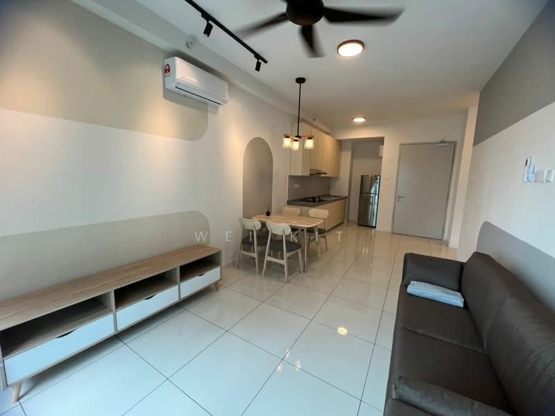 Servis Apartment untuk Disewa di The Glenz @ Glenmarie - Wei Kit - Living Room - PropertyGuru.com.my
