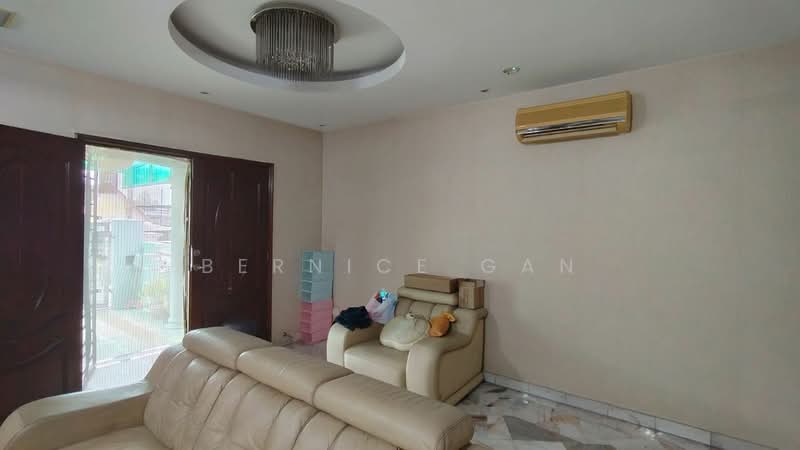 Rumah Teres 2 Tingkat untuk Dijual di Taman Desa Harmoni (Masai) - Bernice Gan - Living Room - PropertyGuru.com.my
