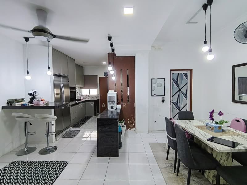 Rumah Teres 2 Tingkat untuk Dijual di Sepang (Selangor) - Tasya Ruslan - Kitchen - PropertyGuru.com.my