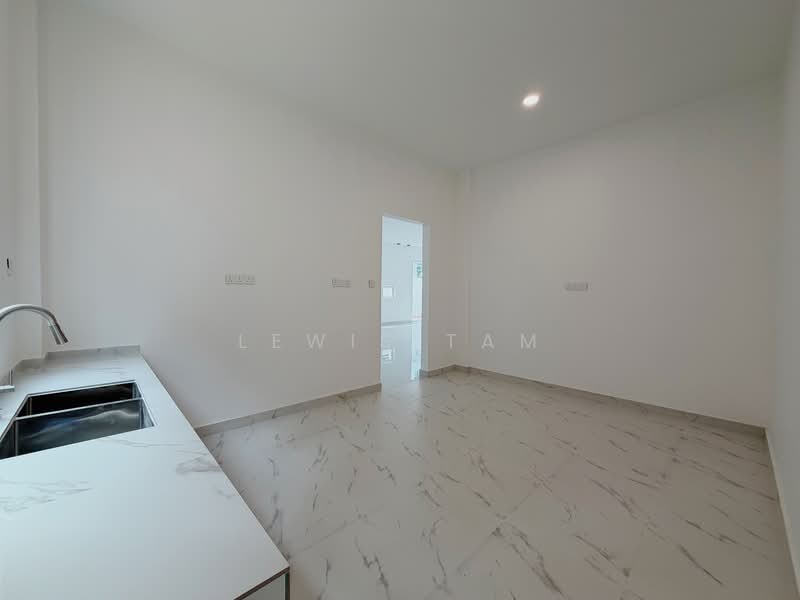 Bungalow for Sale in Bandar Mahkota Cheras (Cheras) - Lewis Tam - Kitchen - PropertyGuru.com.my