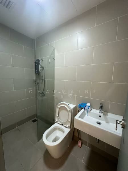 Servis Apartment untuk Dijual di Fortune Centra - Charmaine Tan - Bathroom - PropertyGuru.com.my