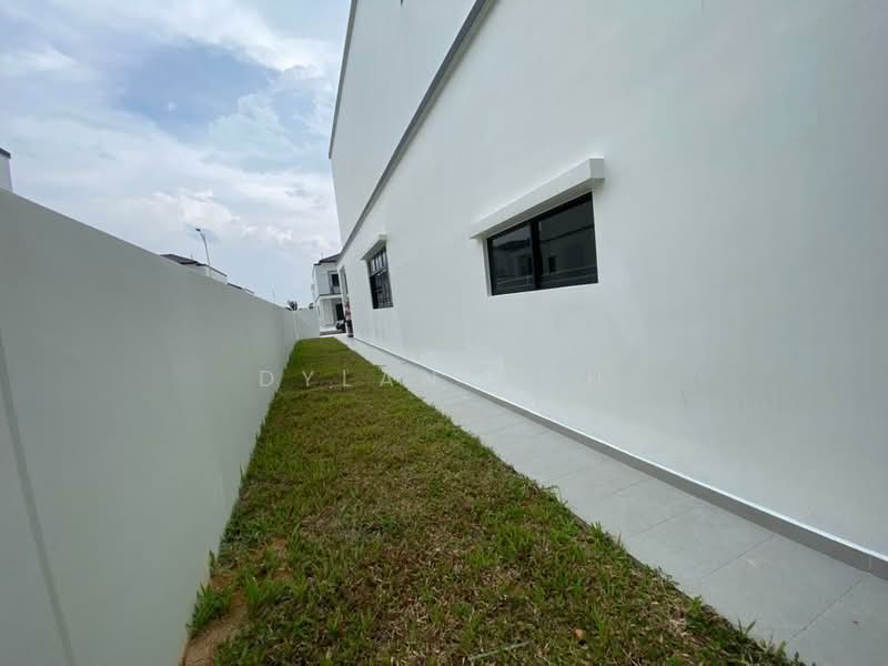 Cluster House for Sale in Iskandar Puteri (Nusajaya) (Johor) - Dylan Goh - Exterior - PropertyGuru.com.my