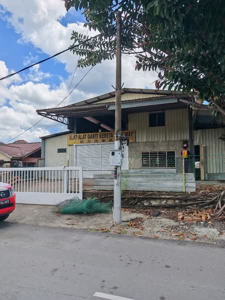 Commercial Bungalow for Sale in Seremban (Negeri Sembilan) - Chee Wee Chai - Exterior - PropertyGuru.com.my