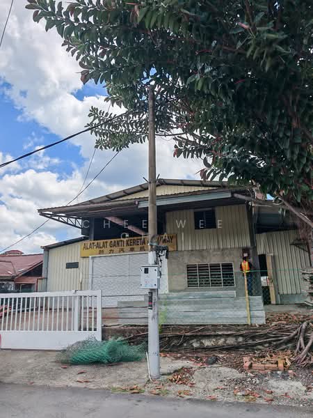 Commercial Bungalow for Sale in Seremban (Negeri Sembilan) - Chee Wee Chai - Exterior - PropertyGuru.com.my