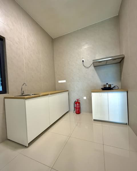 Condominium for Rent at Verando Residence - Ryan Ngau - Kitchen - PropertyGuru.com.my