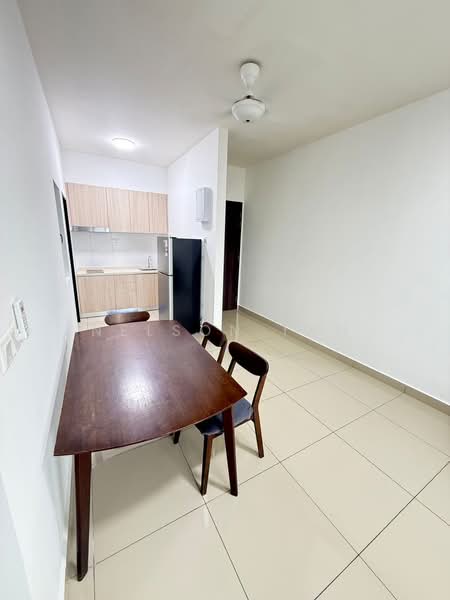 Servis Apartment untuk Disewa di Veranda Residence - Nelson Tan - Dining Room - PropertyGuru.com.my