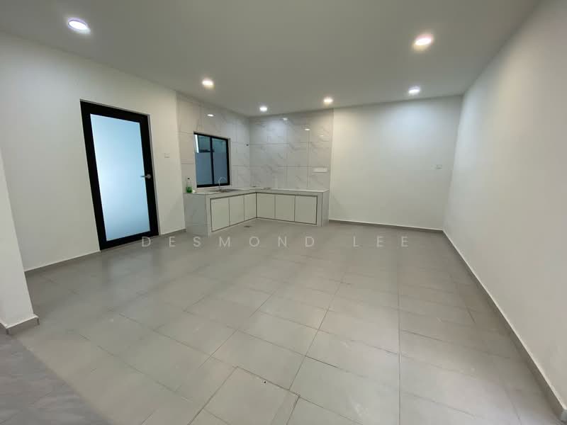 Semi-Detached House for Sale in Taman Majidee (Johor Bahru) - Desmond Lee - Kitchen - PropertyGuru.com.my