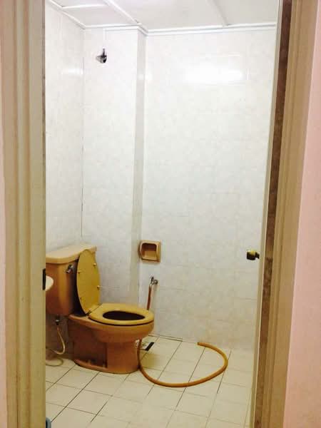 Apartment for Rent at Mutiara Serdang (Turf View) - Rain Leow - Bathroom - PropertyGuru.com.my