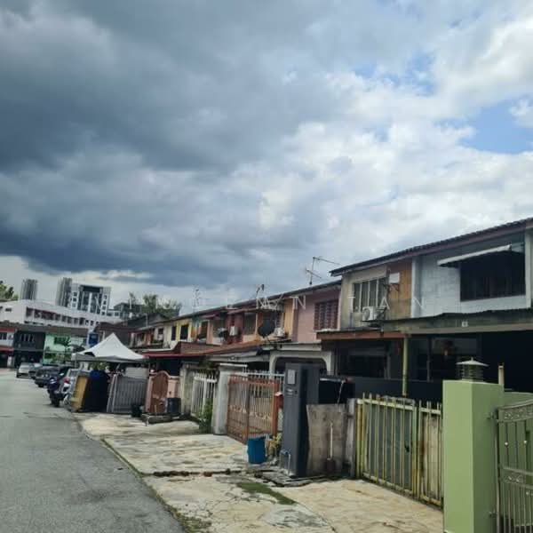 2-storey Terraced House for Sale in Taman Muda (Ampang) - Vincent Tan - Exterior - PropertyGuru.com.my