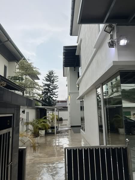 Bungalow for Sale in Seksyen 4 (Petaling Jaya) - Sunny LH Leow - Exterior - PropertyGuru.com.my