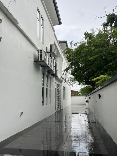 Bungalow for Sale in Seksyen 4 (Petaling Jaya) - Sunny LH Leow - Exterior - PropertyGuru.com.my