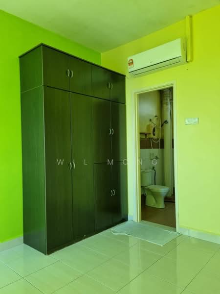 Pangsapuri untuk Dijual di Kipark Apartment - Wil Mong - Bathroom - PropertyGuru.com.my