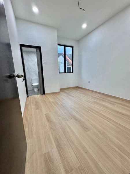 2-storey Terraced House for Sale in Bandar Baru Permas Jaya (Permas Jaya) - Yuki Cheng - Interior - PropertyGuru.com.my