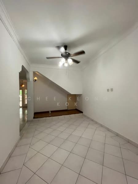 Rumah Teres 2 Tingkat untuk Dijual di Bandar Kinrara (Selangor) - Chee Keong Kok - Living Room - PropertyGuru.com.my