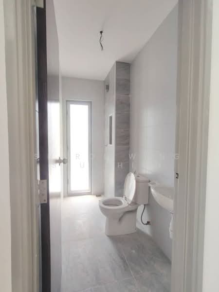Kondominium untuk Dijual di KSL Residence 2 @ Kangkar Tebrau - Sharon Wong Shu Shien - Bathroom - PropertyGuru.com.my