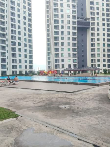 Kondominium untuk Dijual di KSL Residence 2 @ Kangkar Tebrau - Sharon Wong Shu Shien - Pool - PropertyGuru.com.my