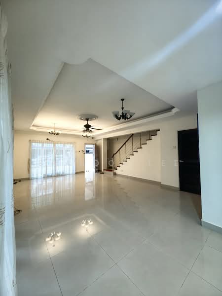3-storey Terraced House for Sale in Taman Bukit Segar Jaya 2 (Cheras) - Brandon Lee - Living Room - PropertyGuru.com.my