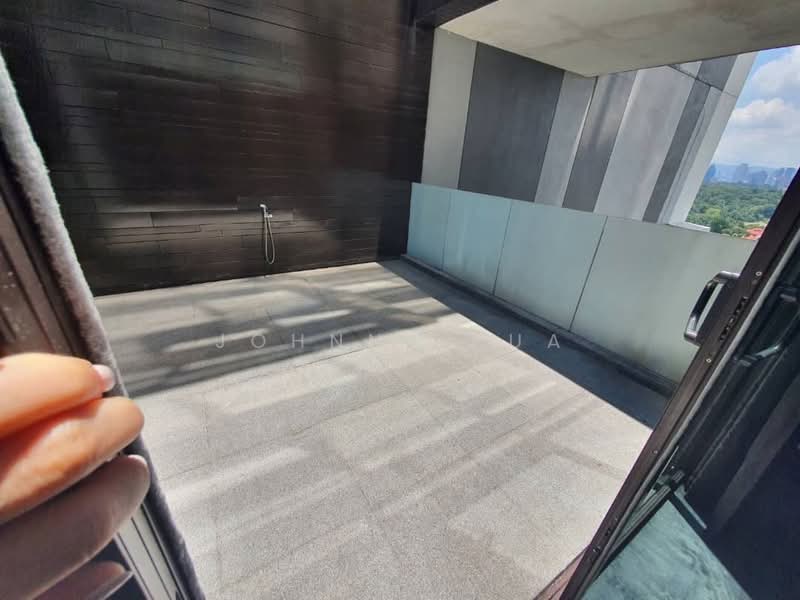 Servis Apartment untuk Dijual di Clearwater Residences - Johnny Pua - Balcony - PropertyGuru.com.my