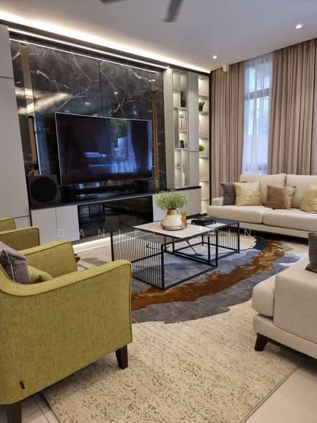Banglo Lot Kosong untuk Disewa di Melawati (Selangor) - Daniel Chin - Living Room - PropertyGuru.com.my