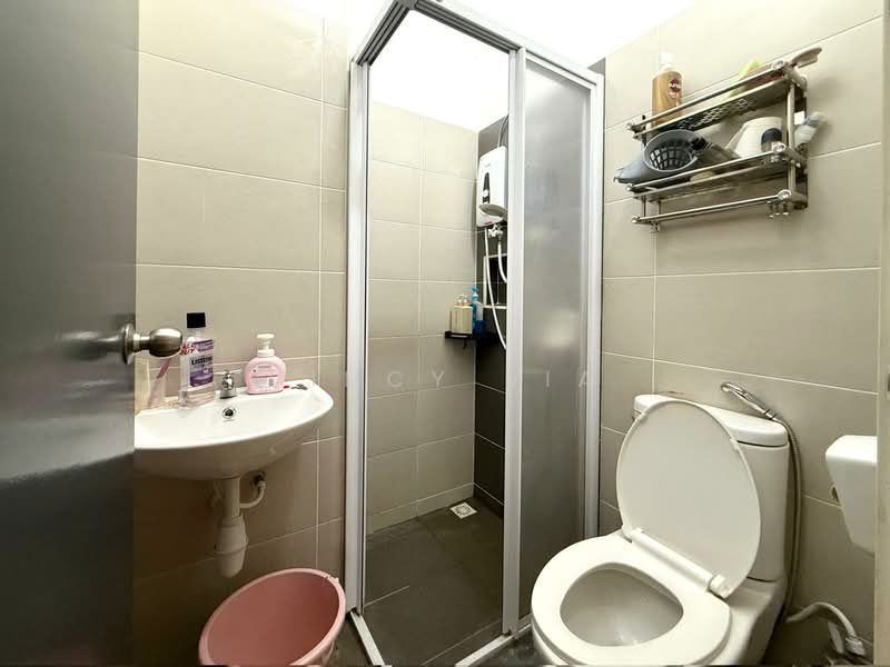 Rumah Teres 2 Tingkat untuk Dijual di Taman Mutiara Rini (Skudai) - Vincy Sia - Bathroom - PropertyGuru.com.my