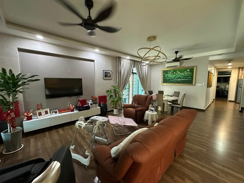 Rumah Teres 2 Tingkat untuk Dijual di Bandar Putra (Kulai) - Jadelyn Ng - Living Room - PropertyGuru.com.my