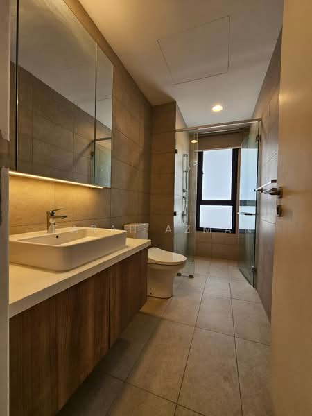 Servis Apartment untuk Disewa di Kami - Farah Azman - Bathroom - PropertyGuru.com.my