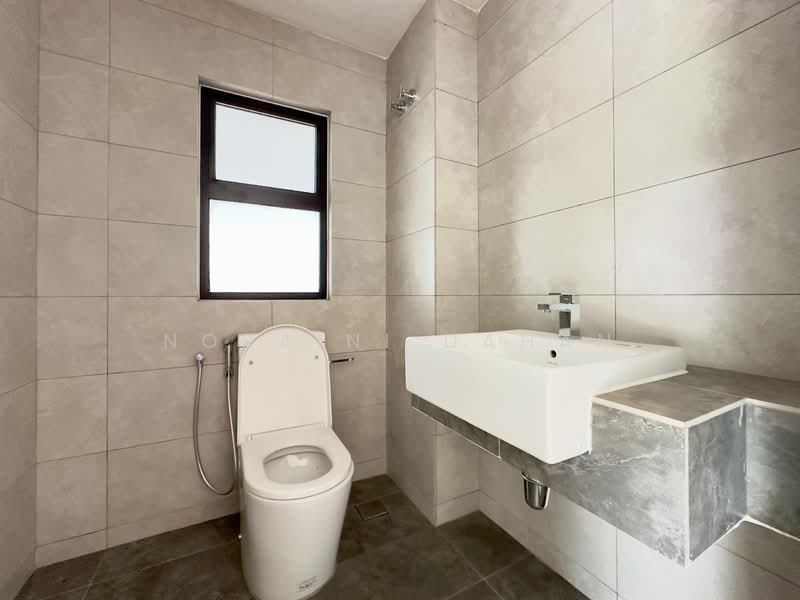 Rumah Kluster untuk Dijual di Shah Alam (Selangor) - Noraini Dahan - Bathroom - PropertyGuru.com.my