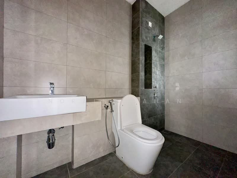 Rumah Kluster untuk Dijual di Shah Alam (Selangor) - Noraini Dahan - Bathroom - PropertyGuru.com.my