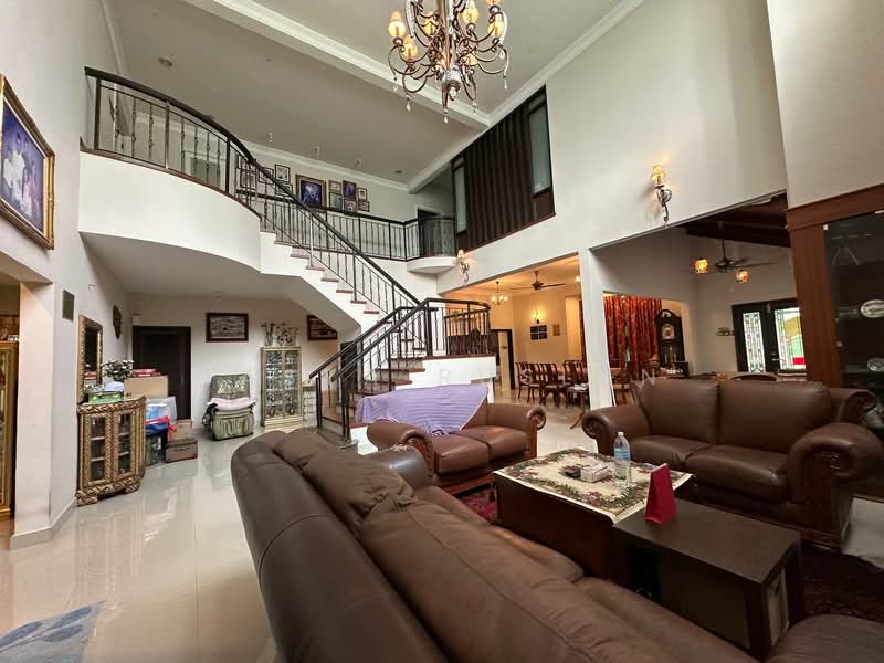 Bungalow for Sale in Usj 17 (Subang Jaya) - Tasya Ruslan - Living Room - PropertyGuru.com.my
