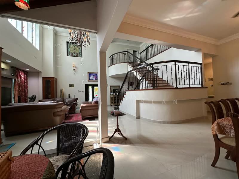 Bungalow for Sale in Usj 17 (Subang Jaya) - Tasya Ruslan - Living Room - PropertyGuru.com.my