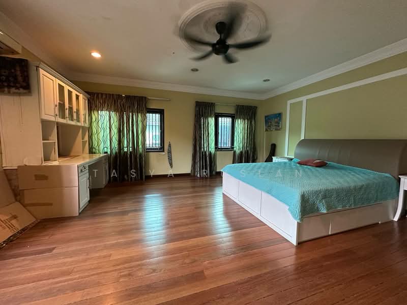 Bungalow for Sale in Usj 17 (Subang Jaya) - Tasya Ruslan - Bedroom - PropertyGuru.com.my