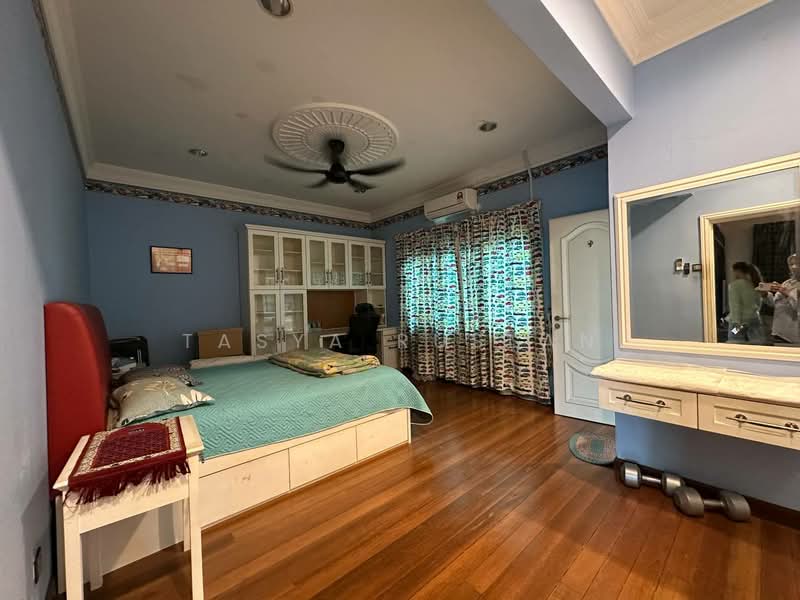 Bungalow for Sale in Usj 17 (Subang Jaya) - Tasya Ruslan - Bedroom - PropertyGuru.com.my