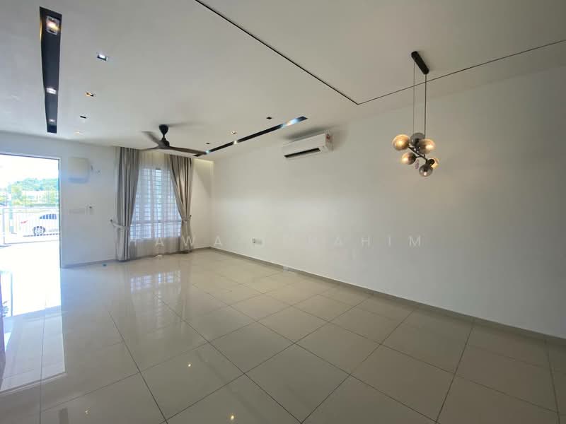 Rumah Teres 2 Tingkat untuk Disewa di Seremban (Negeri Sembilan) - Hawa Ibrahim - Living Room - PropertyGuru.com.my