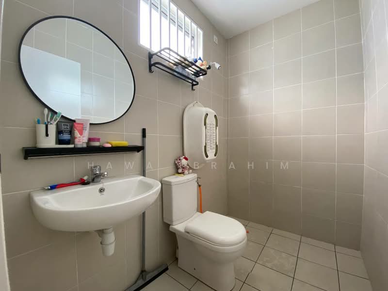 Rumah Teres 2 Tingkat untuk Disewa di Seremban (Negeri Sembilan) - Hawa Ibrahim - Bathroom - PropertyGuru.com.my