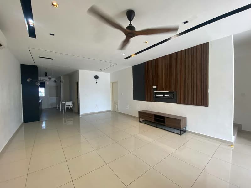 Rumah Teres 2 Tingkat untuk Disewa di Seremban (Negeri Sembilan) - Hawa Ibrahim - Living Room - PropertyGuru.com.my