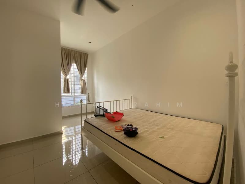 Rumah Teres 2 Tingkat untuk Disewa di Seremban (Negeri Sembilan) - Hawa Ibrahim - Bedroom - PropertyGuru.com.my