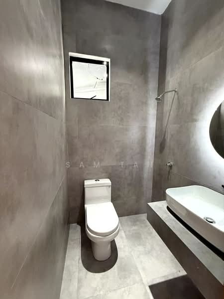 Service Residence for Sale at Premium Height - Sam Tan - Bathroom - PropertyGuru.com.my